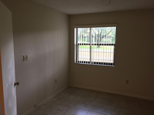 9801 NW 1st Court 9801, Plantation, FL 33324