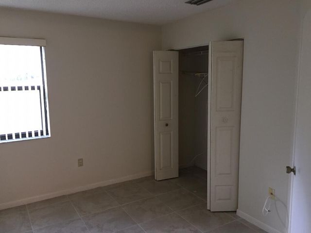 9801 NW 1st Court 9801, Plantation, FL 33324