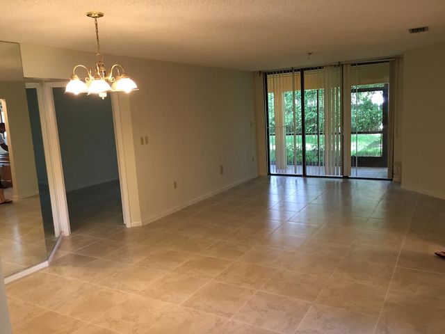 9801 NW 1st Court 9801, Plantation, FL 33324