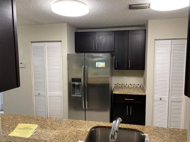 9801 NW 1st Court 9801, Plantation, FL 33324
