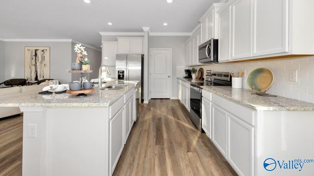 299 Wraywood Road, Huntsville, AL 35810