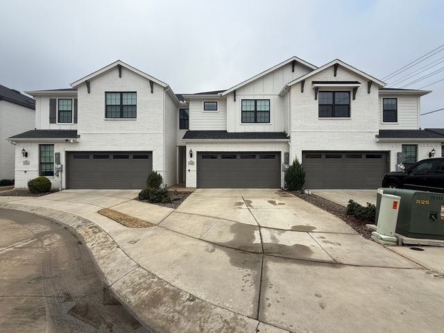 1108 Bowie Drive, Lewisville, TX 75077