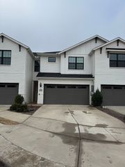 1108 Bowie Drive, Lewisville, TX 75077