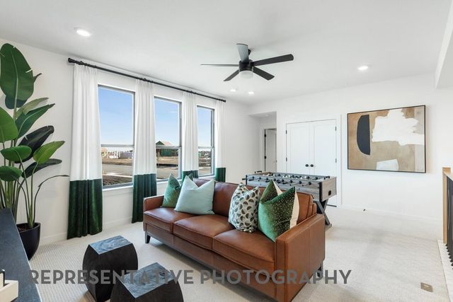 129 Las Posas DR, Liberty Hill, TX 78642