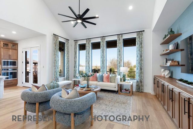 129 Las Posas DR, Liberty Hill, TX 78642