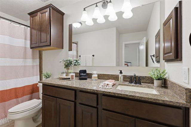 2305 Ralston Creek CT, Brenham, TX 77833