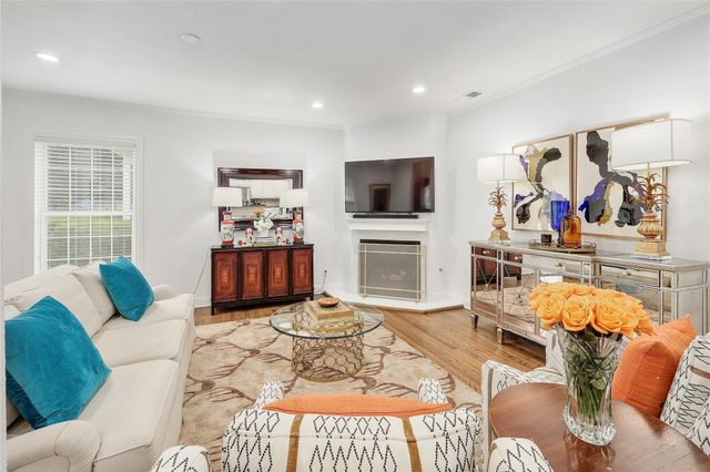 1709 Mohle DR, Austin, TX 78703