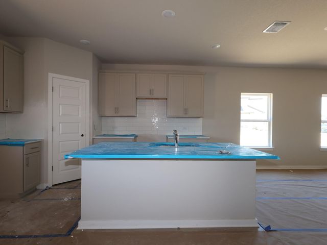 140 Heritage Forest PKWY, Dripping Springs, TX 78620