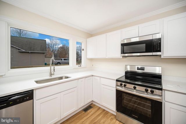 223 SPOTSWOOD RD, Locust Grove, VA 22508