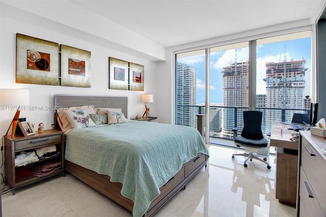 68 SE 6th St 2612, Miami, FL 33131