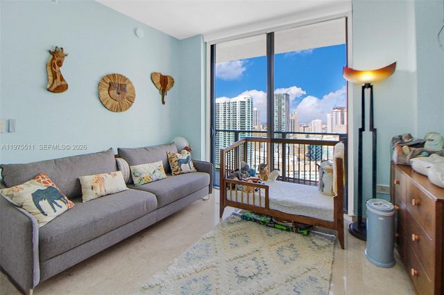 68 SE 6th St 2612, Miami, FL 33131