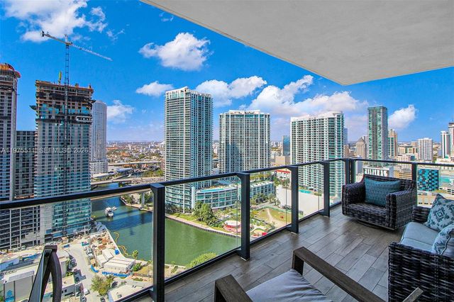 68 SE 6th St 2612, Miami, FL 33131