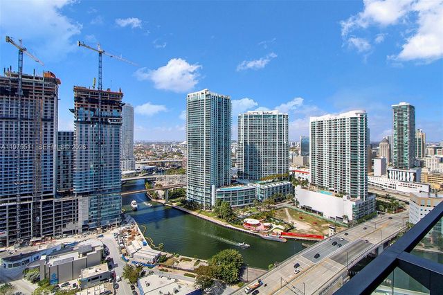 68 SE 6th St 2612, Miami, FL 33131