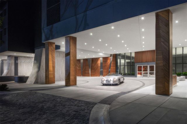 68 SE 6th St 2612, Miami, FL 33131