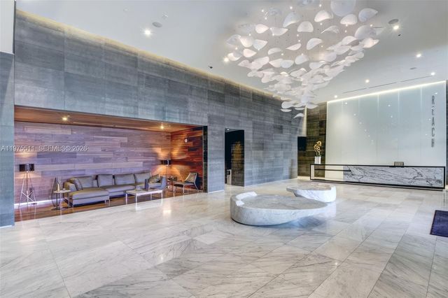 68 SE 6th St 2612, Miami, FL 33131