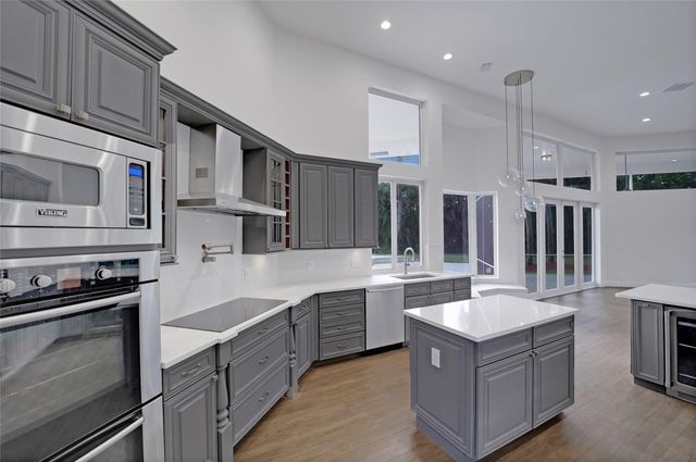 7811 E Upper Ridge Drive, Parkland, FL 33067