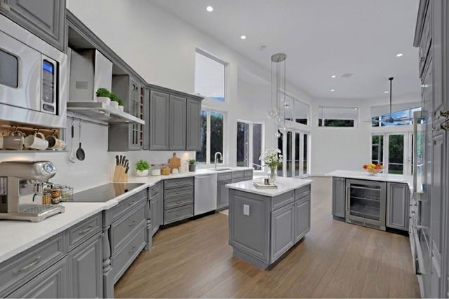 7811 E Upper Ridge Drive, Parkland, FL 33067