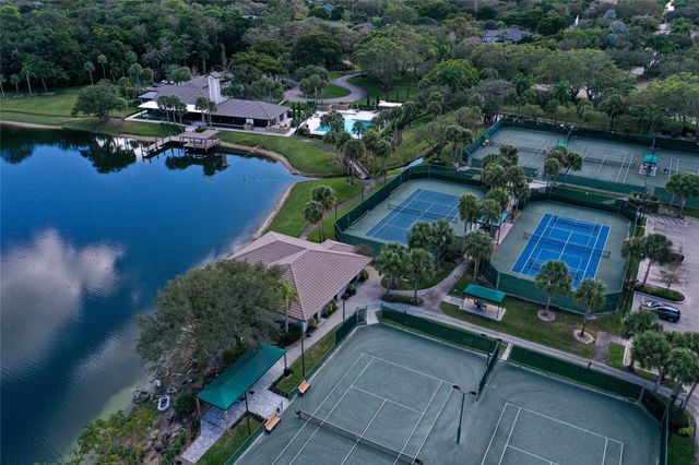 7811 E Upper Ridge Drive, Parkland, FL 33067