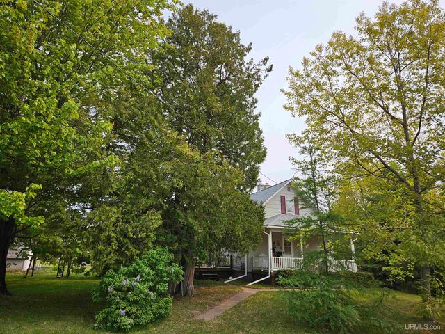 505 Pennsylvania Avenue, Ontonagon, MI 49953