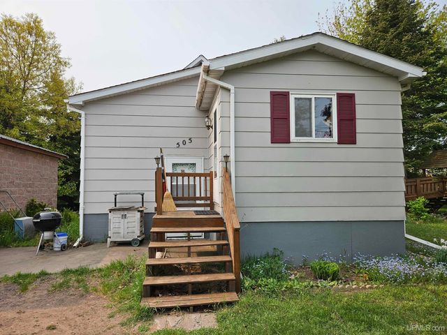 505 Pennsylvania Avenue, Ontonagon, MI 49953