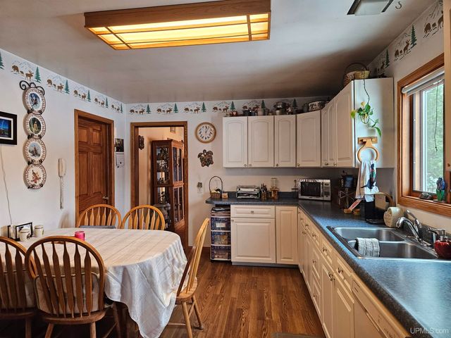 505 Pennsylvania Avenue, Ontonagon, MI 49953