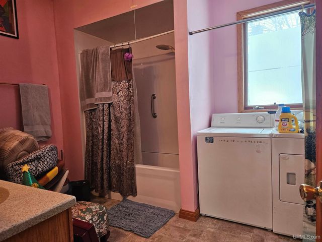 505 Pennsylvania Avenue, Ontonagon, MI 49953