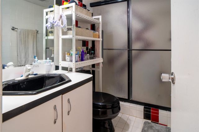 3510 Oaks Way 408, Pompano Beach, FL 33069