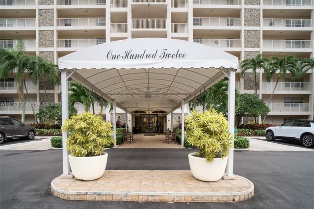 3510 Oaks Way 408, Pompano Beach, FL 33069