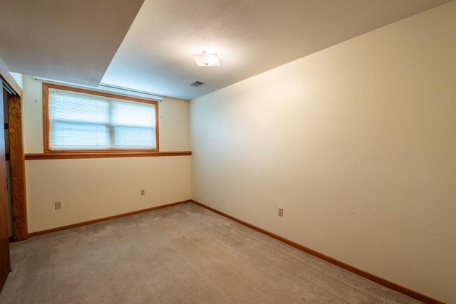 9601 W Darnel AVENUE, Milwaukee, WI 53224