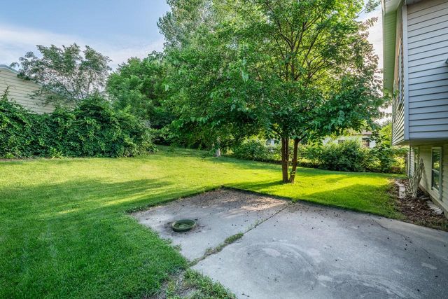 9601 W Darnel AVENUE, Milwaukee, WI 53224