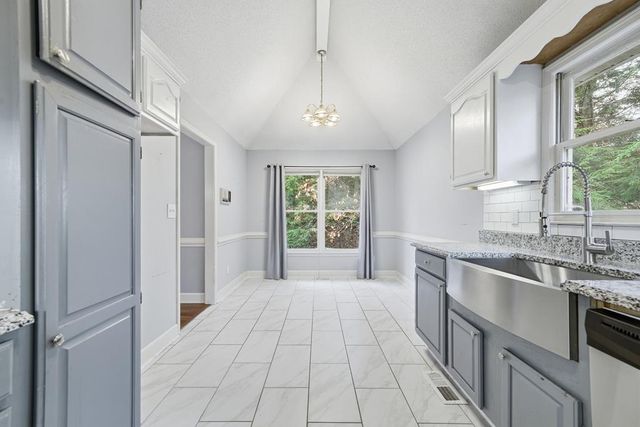 300 Westwoods Drive, Ellijay, GA 30540