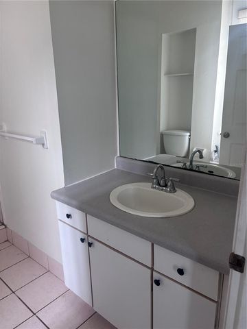 22 S CLYDE AVENUE 6, Kissimmee, FL 34741