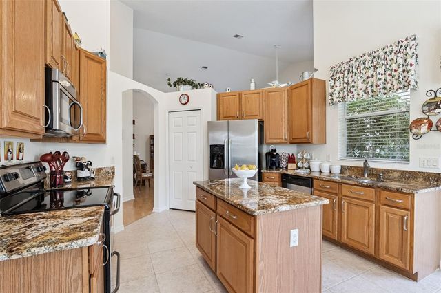 295 MARSH LANDING CIRCLE 30, Debary, FL 32713