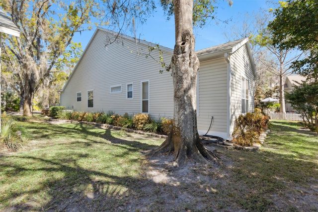 295 MARSH LANDING CIRCLE 30, Debary, FL 32713