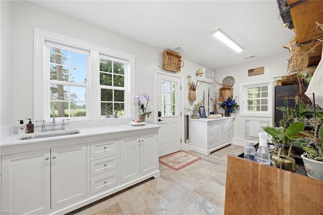 502 W Holly RD, Virginia Beach, VA 23451