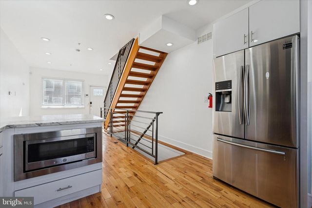 2127 CROSS ST, Philadelphia, PA 19146