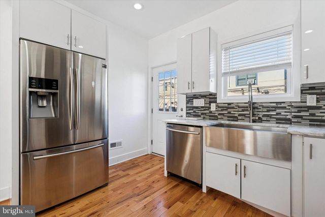 2127 CROSS ST, Philadelphia, PA 19146