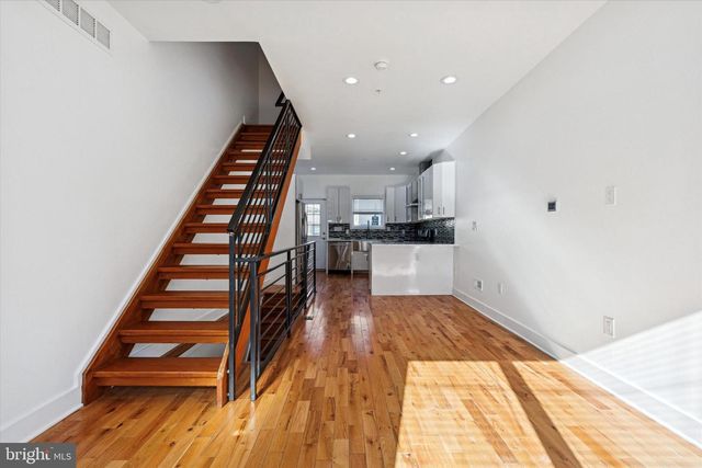 2127 CROSS ST, Philadelphia, PA 19146