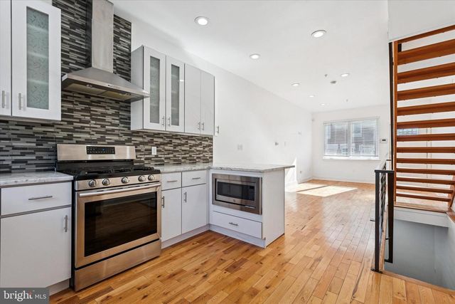 2127 CROSS ST, Philadelphia, PA 19146