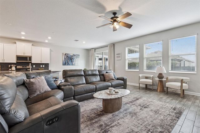 11525 RHYME AVENUE, Orlando, FL 32832