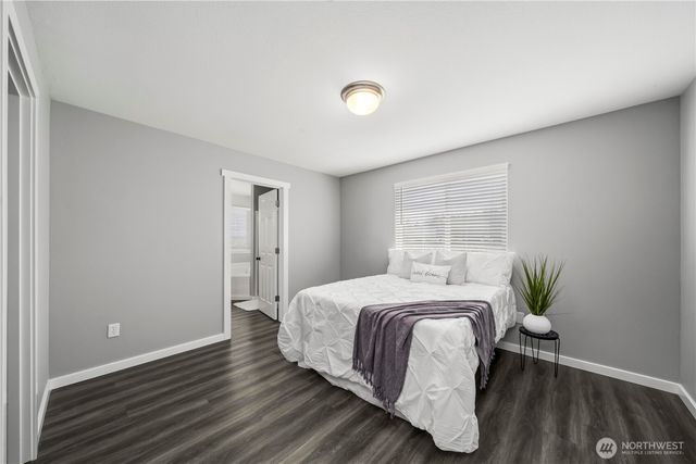 7249 Radius Loop SE, Lacey, WA 98513