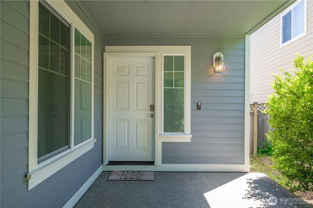 7249 Radius Loop SE, Lacey, WA 98513