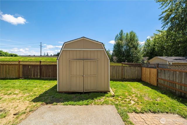 7249 Radius Loop SE, Lacey, WA 98513