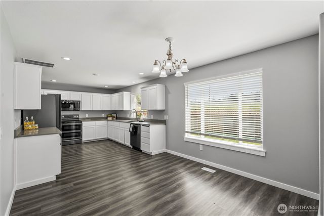 7249 Radius Loop SE, Lacey, WA 98513