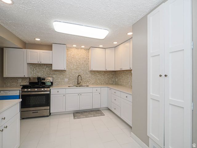 4320 W 5780 S, Kearns, UT 84118