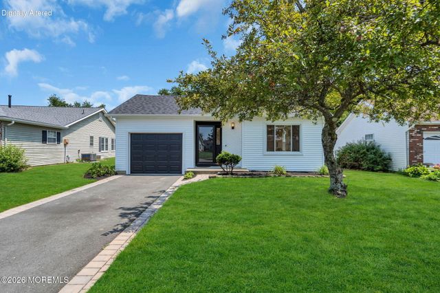 101 Mansfield Drive, Brick, NJ 08724