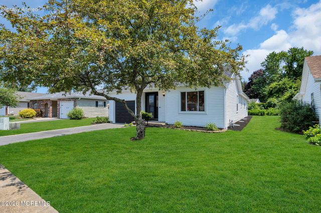 101 Mansfield Drive, Brick, NJ 08724