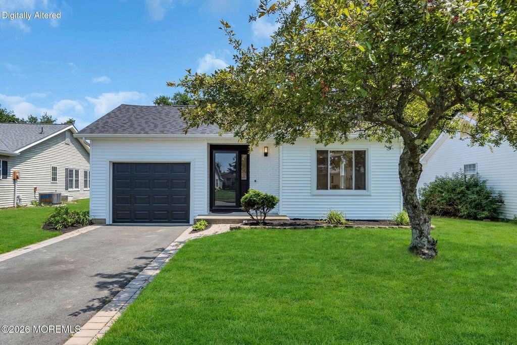 101 Mansfield Drive, Brick, NJ 08724
