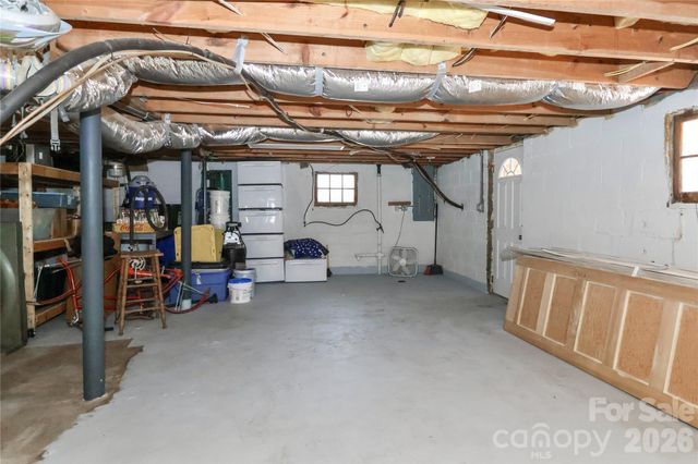820 Woodland Road, Statesville, NC 28677