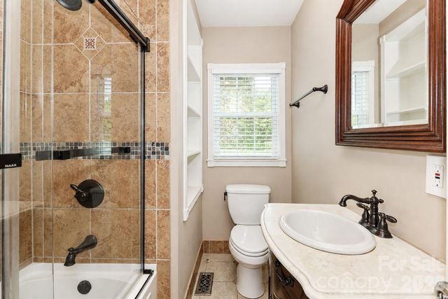 820 Woodland Road, Statesville, NC 28677